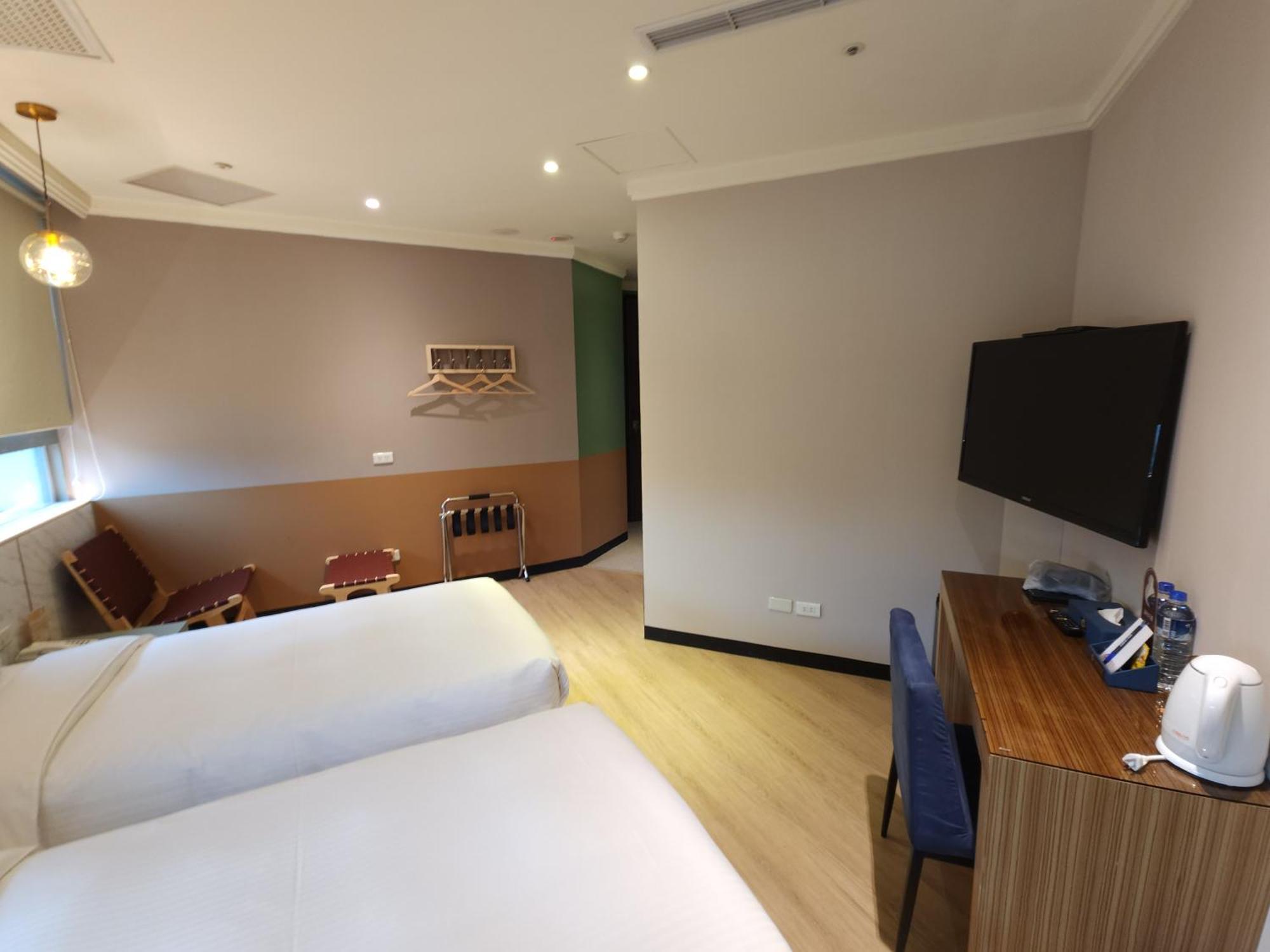 Merryday Hotel Banqiao Тайбэй Экстерьер фото