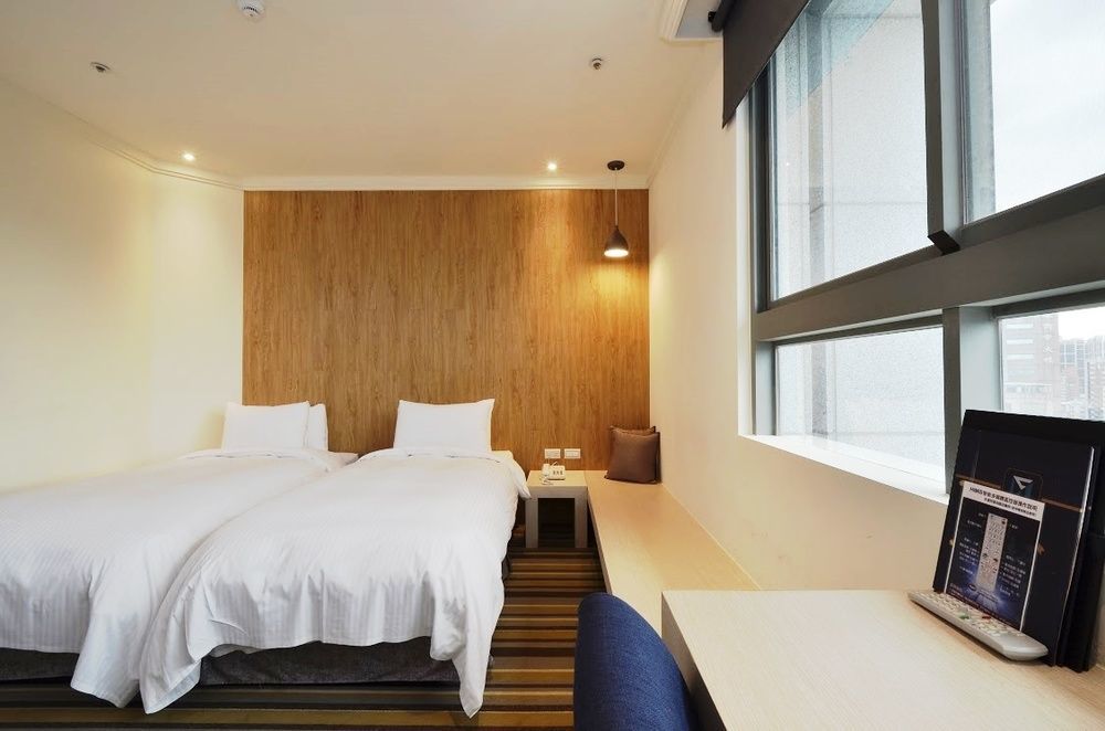 Merryday Hotel Banqiao Тайбэй Экстерьер фото