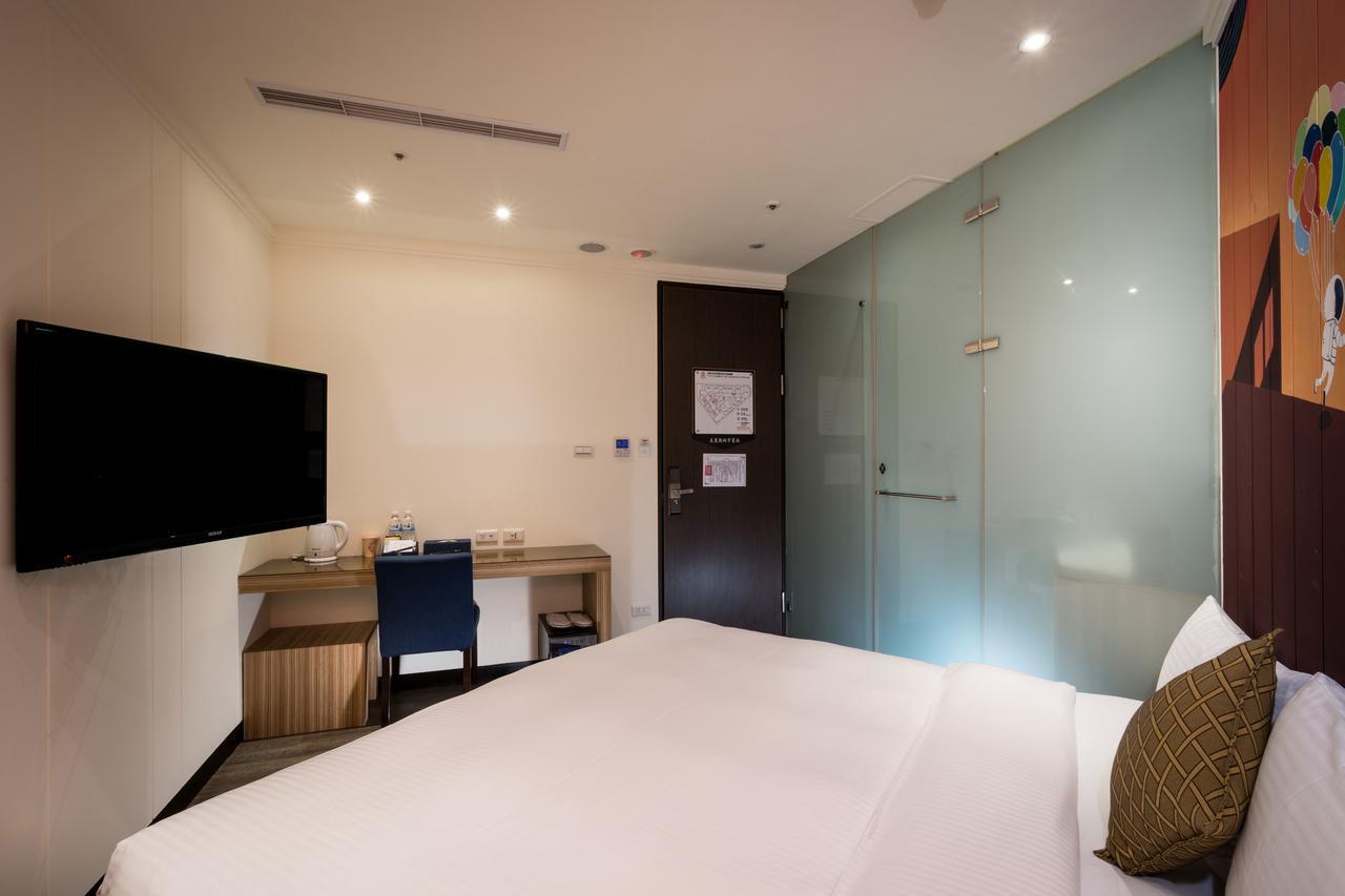 Merryday Hotel Banqiao Тайбэй Экстерьер фото