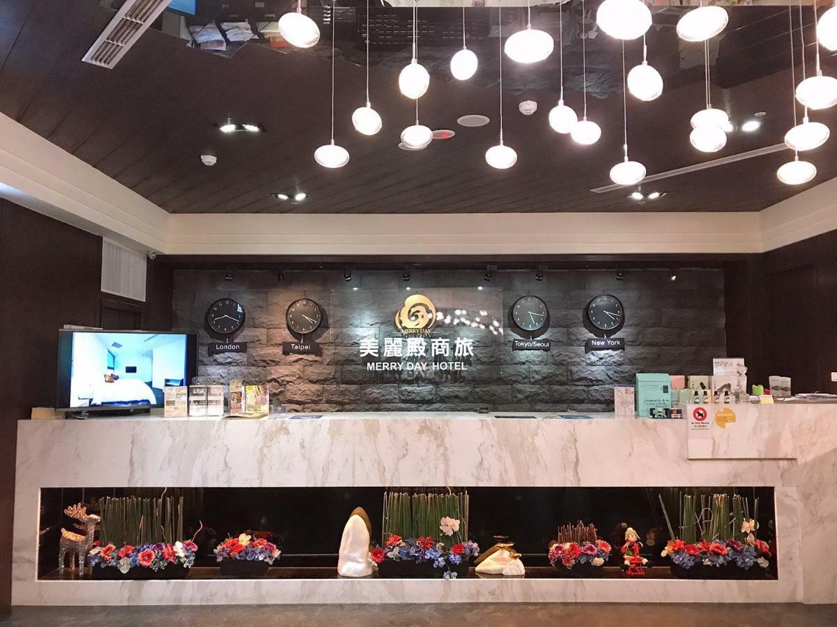 Merryday Hotel Banqiao Тайбэй Экстерьер фото