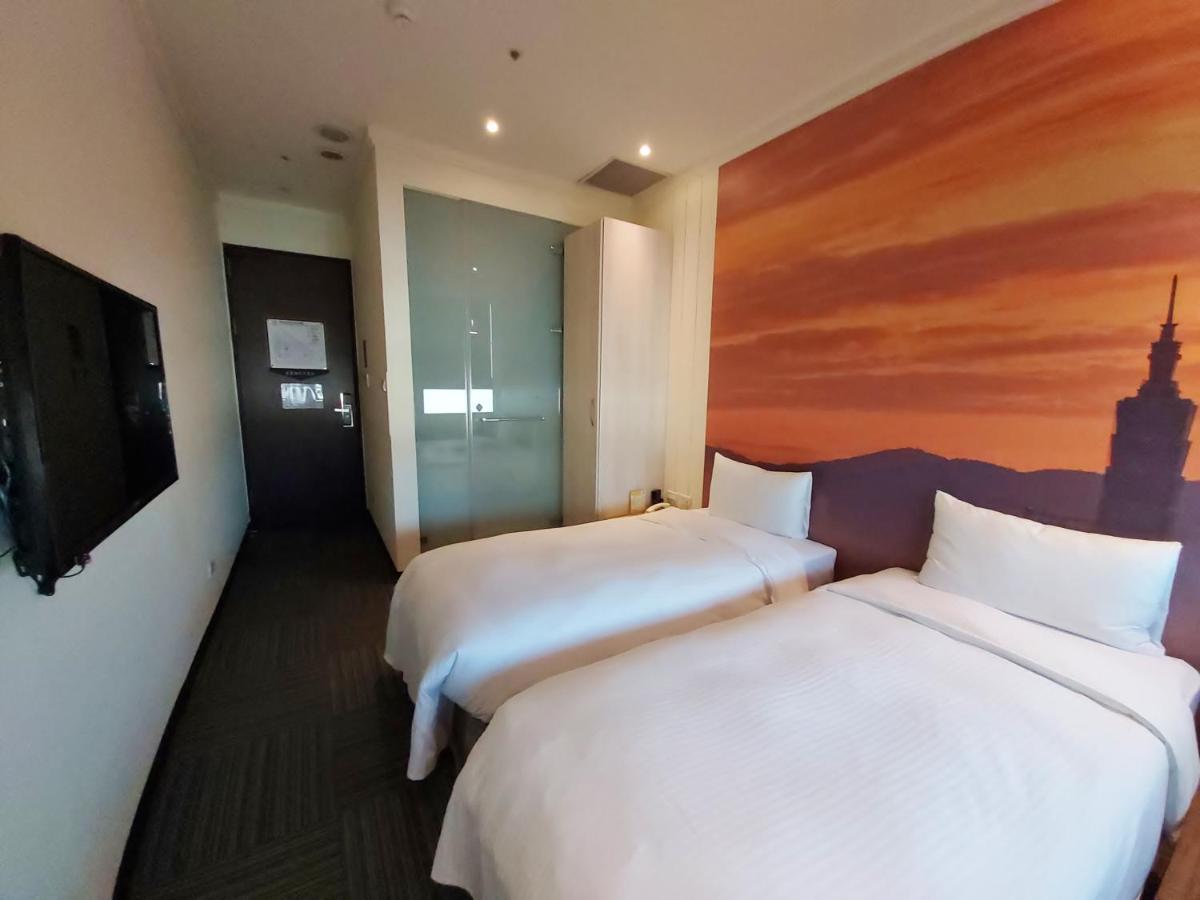 Merryday Hotel Banqiao Тайбэй Экстерьер фото
